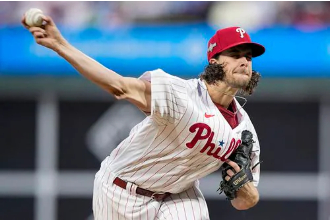 Aaron Nola turns down another big offer, accepts new deal with Phillies (Report)