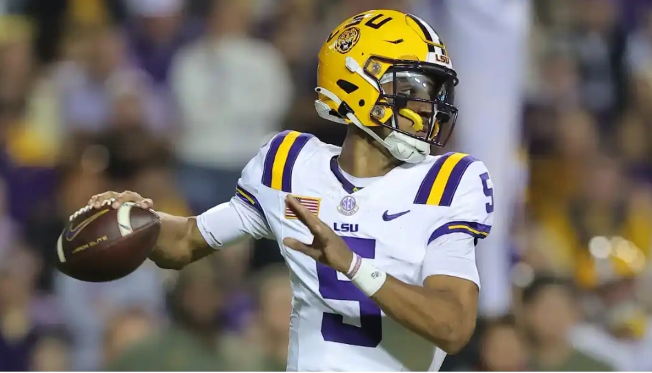 Vikings add breakout QB prospect in recent 2024 mock draft