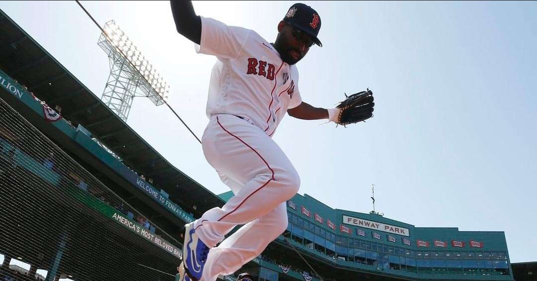 Veteran center fielder for the Red Sox is “expected to retire.”