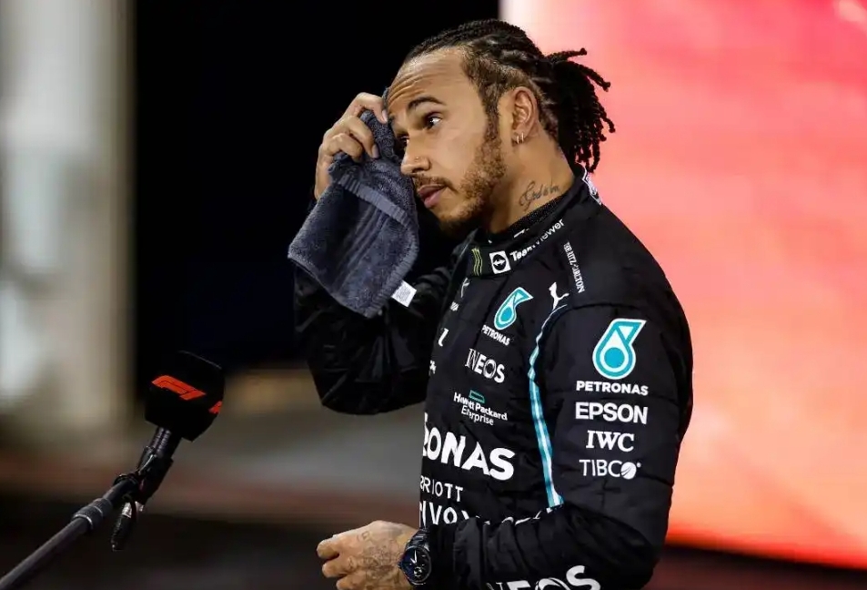 EXPLAINED: Lewis Hamilton trophy: What we know as F1 fan claims star gave him FIA prize in Baku