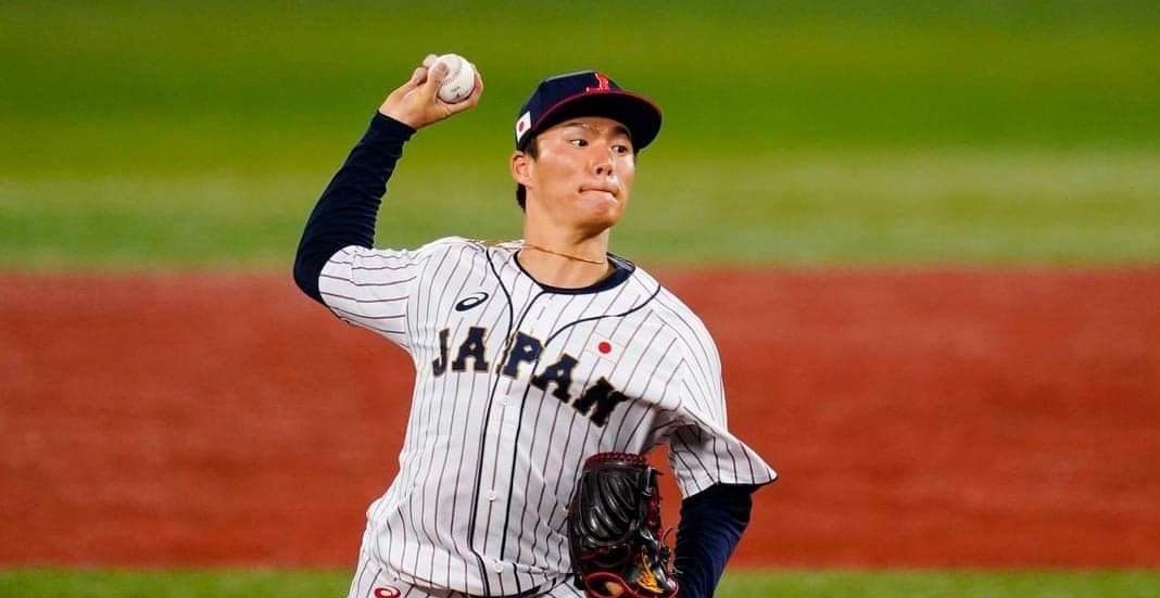 The Red Sox will reportedly meet with top free agent Yoshinobu Yamamoto later this week.