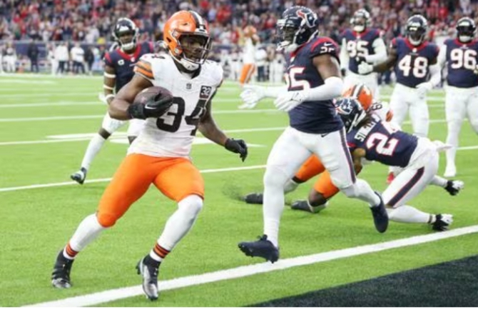 LeBron James and others yelled, “COOP GOING CRAZY!!!!!” following the Browns’ crushing of the Texans.