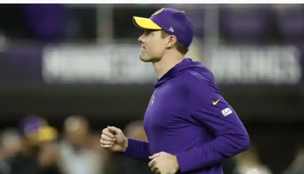 Vikings Trade Pitch: Earns First-Round Pick and $19 Million to Rival QB.