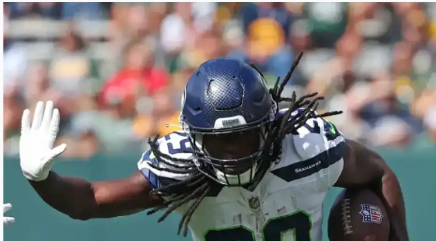 Before the playoffs, Cowboys Sign 6-Foot-3 Receiver and Former Seahawks Running Back.