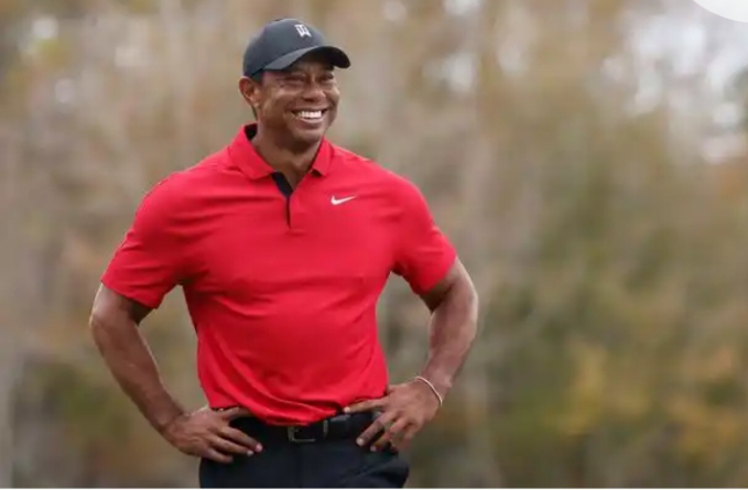 Tiger Woods may soon announce a partnership with a competitor company to Nike, just hours after splitting.