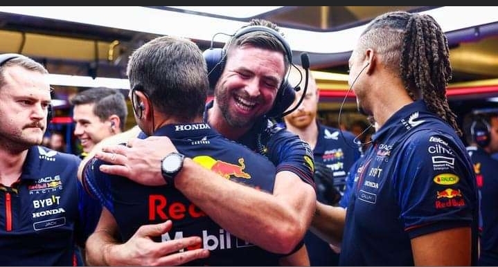 Exclusive; F1 star loved by Red Bull engineers holds talks with “half of the grid” over switch