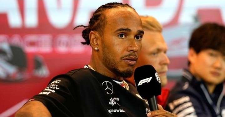 Lewis Hamilton gives four factors in his decision to retire from Formula One while the clock is ticking.