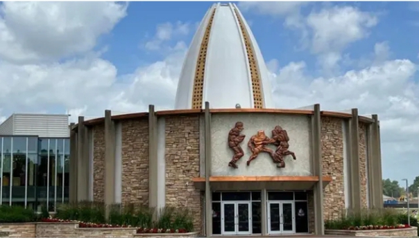 The Cleveland Browns’ history is celebrated in a new exhibit unveiled by the Pro Football Hall of Fame.