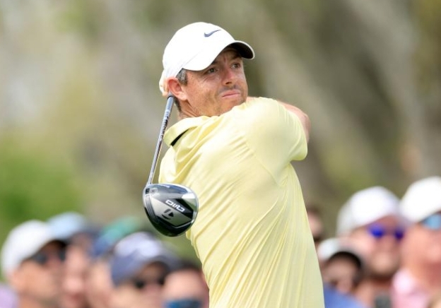 Rory McIlroy achieves a historic drive while charging through the back nine in 30 shots.