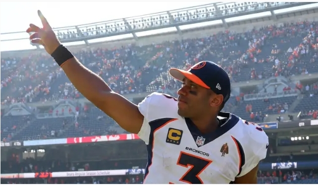 WATCH: Russell Wilson, QB, Pays Tribute to Steelers Nation