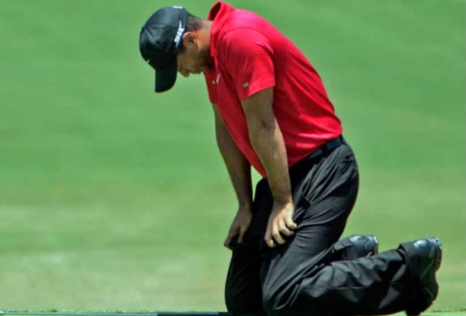 Watch; Tiger Woods collapse on the field compelling organizers to promptly switch off the camera