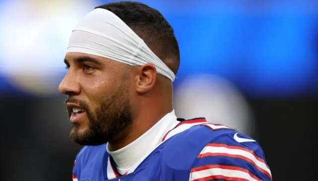 Breaking; Former Bills Team Captain Makes 1 Promise Ahead of Possible Return