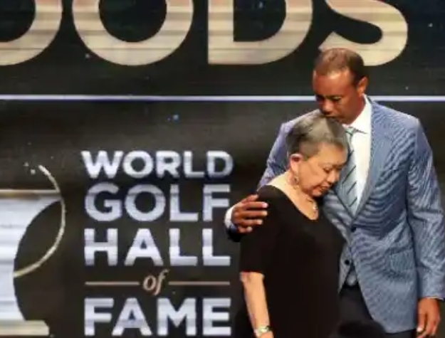 Tiger Woods’ mother narrowly escaped de@th, but his reaction upon hearing the news was quite strange (video)