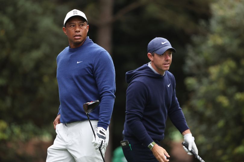 Rory Mcilroy has received important support from Tiger Woods after opening reverse due to SMS.