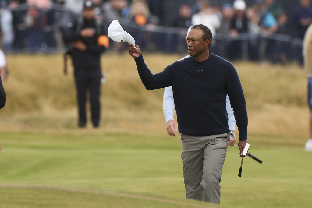 Tiger Woods struggles to opening-round 79 at The Open Championship