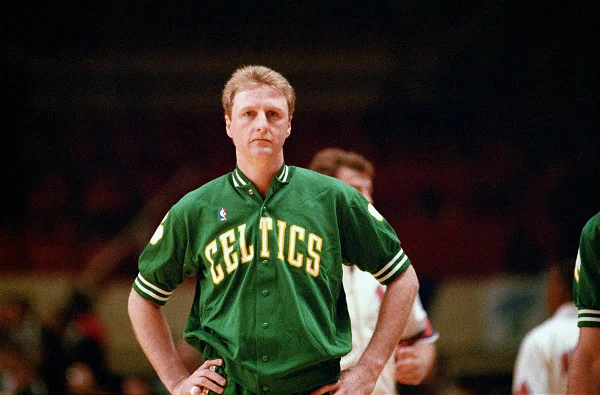 “Pushed Me Out of the Way”: Larry Bird’s Stoic Persona Humbled Golf Legend Mark Calcavecchia in First Meeting