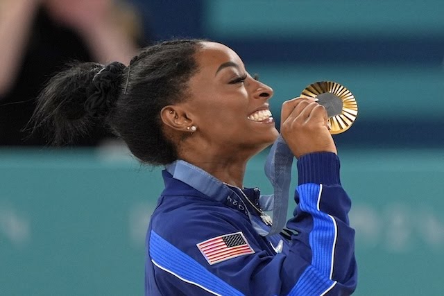 LeBron James shows love for Simone Biles after winning gold medal with USA at the 2024 Olympics